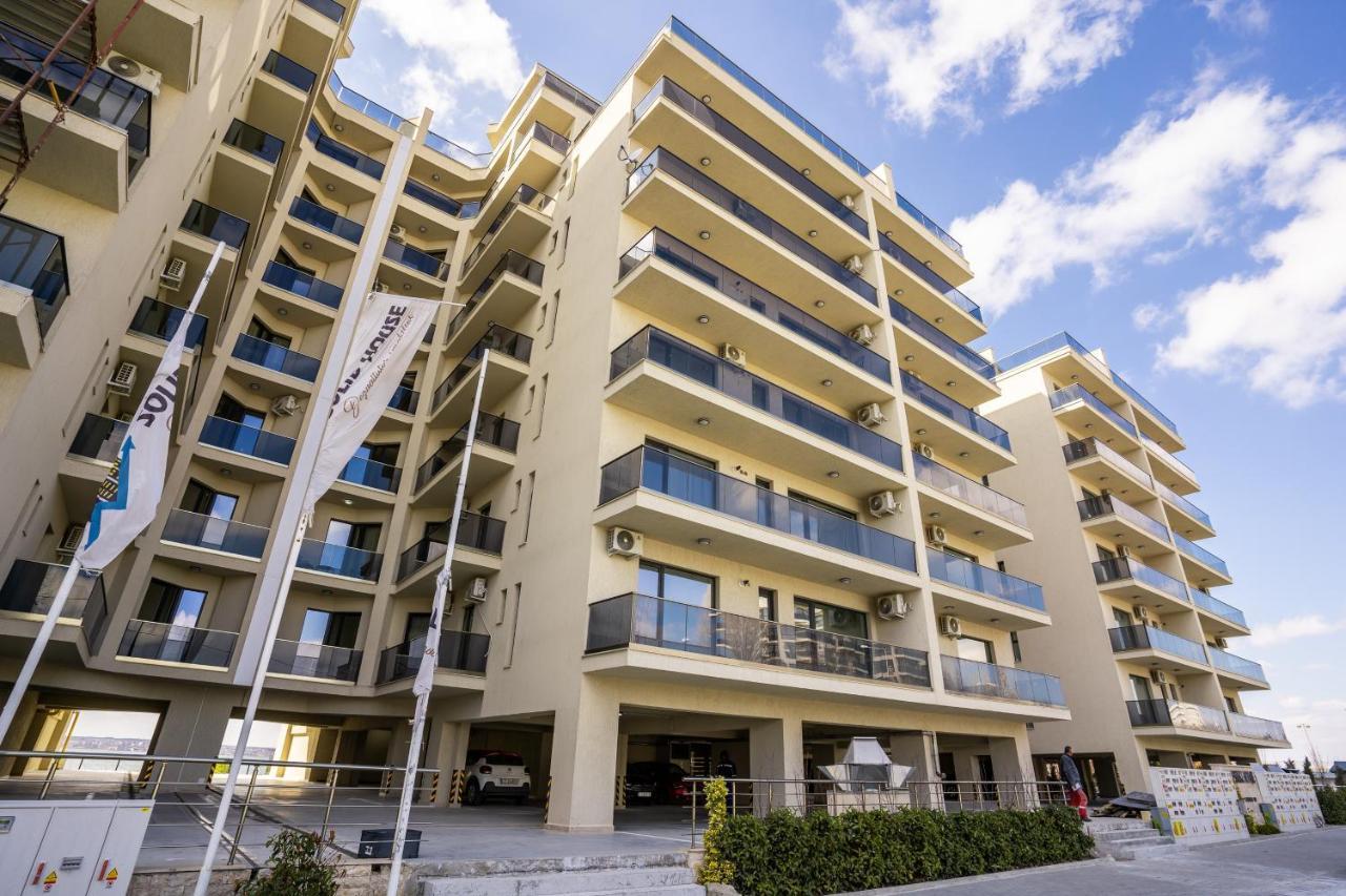 Solid Barrels Luxury Studios Mamaia Exteriör bild